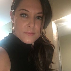 Meet your Posher, Sandy